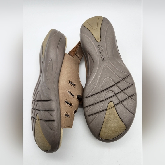 Collection by Clarks Women's Size 8 M Slingback Sandals Tan Comfort Shoe - Picture 8 of 8